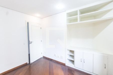 Apartamento à venda com 250m², 4 quartos e 3 vagas Apartamento à venda com 250m², 4 quartos e 3 vagasQuarto 1