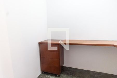 Apartamento à venda com 250m², 4 quartos e 3 vagas Apartamento à venda com 250m², 4 quartos e 3 vagasQuarto de serviço