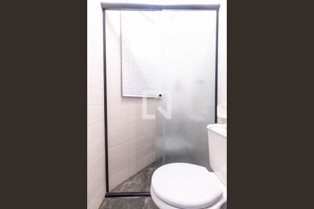 Apartamento à venda com 250m², 4 quartos e 3 vagas Apartamento à venda com 250m², 4 quartos e 3 vagasBanheiro de serviço