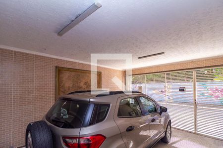 Casa à venda com 300m², 3 quartos e 2 vagasGaragem