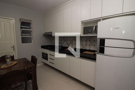 Apartamento à venda com 75m², 2 quartos e sem vagaCozinha