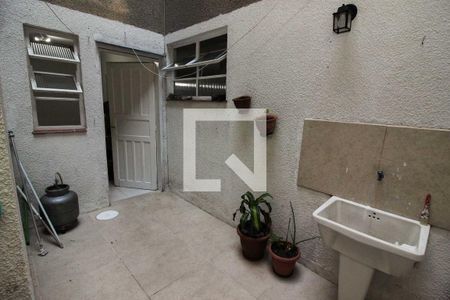 Apartamento à venda com 75m², 2 quartos e sem vagaÁrea de Serviço