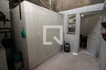 Apartamento à venda com 75m², 2 quartos e sem vagaÁrea de Serviço
