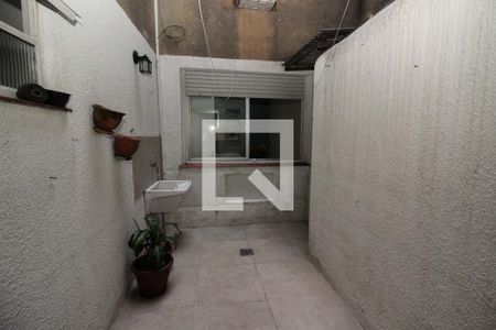 Apartamento à venda com 75m², 2 quartos e sem vagaÁrea de Serviço