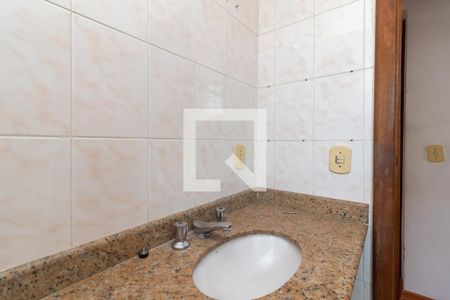 Apartamento à venda com 105m², 3 quartos e 2 vagasBanheiro 2