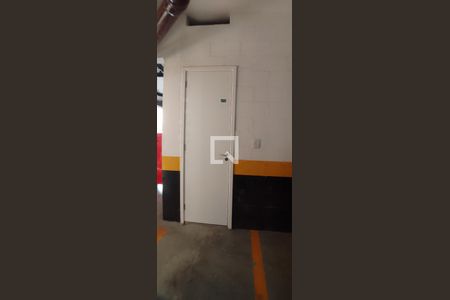 Apartamento à venda com 147m², 3 quartos e 3 vagas Apartamento à venda com 147m², 3 quartos e 3 vagasDepósito privativo