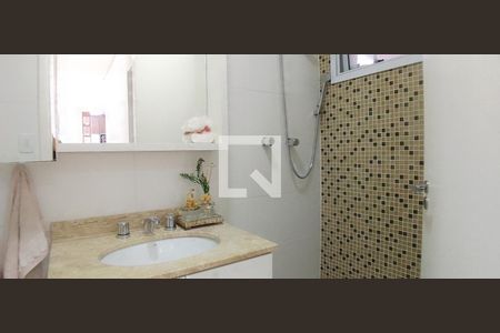 Apartamento à venda com 147m², 3 quartos e 3 vagas Apartamento à venda com 147m², 3 quartos e 3 vagasBanheiro social