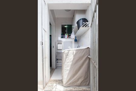 Casa à venda com 78m², 2 quartos e 1 vaga Casa à venda com 78m², 2 quartos e 1 vagaÁrea de Serviço