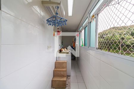 Apartamento à venda com 82m², 2 quartos e 1 vagaÁrea de Serviço