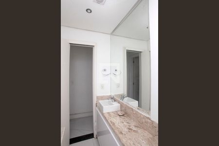 Apartamento para alugar com 200m², 3 quartos e 3 vagasBanheiro 3