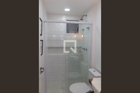 Apartamento à venda com 74m², 3 quartos e 2 vagas Apartamento à venda com 74m², 3 quartos e 2 vagasBanheiro Corredor