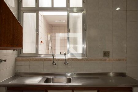 Casa para alugar com 225m², 3 quartos e 2 vagas Casa para alugar com 225m², 3 quartos e 2 vagasCozinha