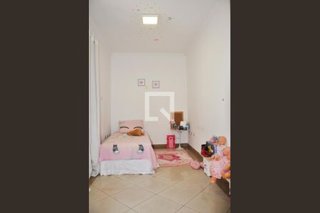 Casa à venda com 229m², 3 quartos e 5 vagas Casa à venda com 229m², 3 quartos e 5 vagasQuarto 02 com Suite