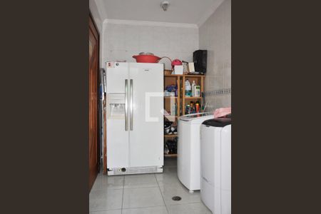 Casa à venda com 229m², 3 quartos e 5 vagas Casa à venda com 229m², 3 quartos e 5 vagasÁrea de Serviço