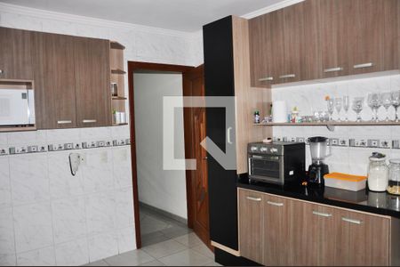 Casa à venda com 229m², 3 quartos e 5 vagas Casa à venda com 229m², 3 quartos e 5 vagasCozinha