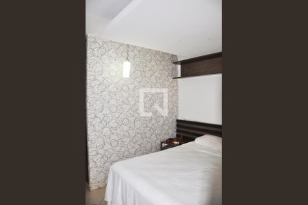 Casa à venda com 229m², 3 quartos e 5 vagas Casa à venda com 229m², 3 quartos e 5 vagasQuarto 01 com Closet e Suite