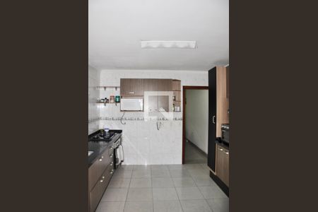 Casa à venda com 229m², 3 quartos e 5 vagas Casa à venda com 229m², 3 quartos e 5 vagasCozinha