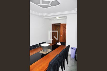 Casa à venda com 229m², 3 quartos e 5 vagas Casa à venda com 229m², 3 quartos e 5 vagasSala de Jantar