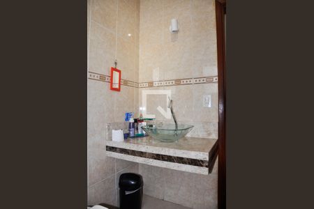 Casa à venda com 229m², 3 quartos e 5 vagas Casa à venda com 229m², 3 quartos e 5 vagasQuarto 03 com Suite