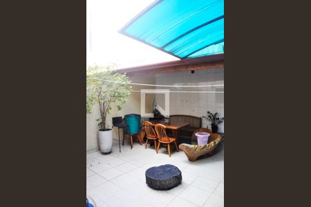 Casa à venda com 229m², 3 quartos e 5 vagas Casa à venda com 229m², 3 quartos e 5 vagasÁrea Churrasqueira