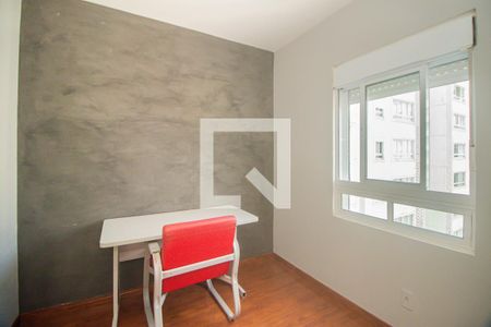 Quarto 1 de apartamento para alugar com 2 quartos, 48m² em Jardim Leopoldina, Porto Alegre