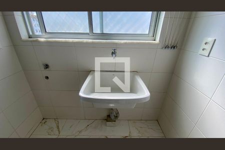 Apartamento à venda com 98m², 3 quartos e 2 vagas Apartamento à venda com 98m², 3 quartos e 2 vagasÁrea de Serviço