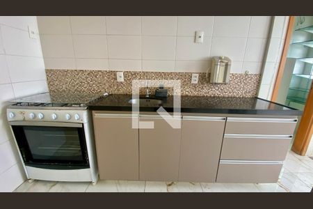 Apartamento à venda com 98m², 3 quartos e 2 vagas Apartamento à venda com 98m², 3 quartos e 2 vagasCozinha