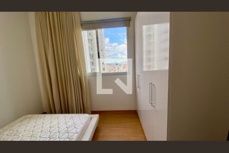 Apartamento à venda com 98m², 3 quartos e 2 vagas Apartamento à venda com 98m², 3 quartos e 2 vagasQuarto 3