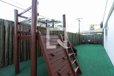 Apartamento à venda com 84m², 3 quartos e 1 vaga Apartamento à venda com 84m², 3 quartos e 1 vagaÁrea comum - Playground