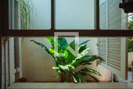 Casa à venda com 493m², 4 quartos e 4 vagas Casa à venda com 493m², 4 quartos e 4 vagasVista do Escritório