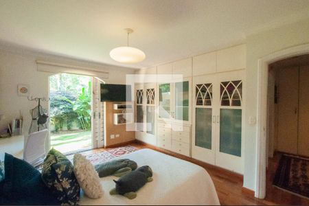 Casa à venda com 493m², 4 quartos e 4 vagas Casa à venda com 493m², 4 quartos e 4 vagasSuíte 1