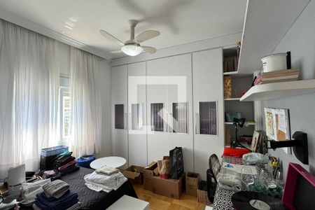 Casa de condomínio à venda com 351m², 3 quartos e 4 vagasSuíte 3