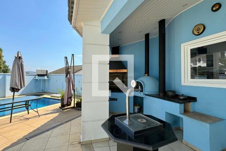 Casa de condomínio à venda com 351m², 3 quartos e 4 vagasChurrasqueira