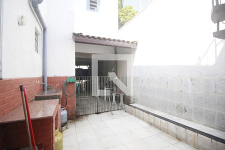 Casa à venda com 140m², 4 quartos e 3 vagasChurrasqueira-Garagem