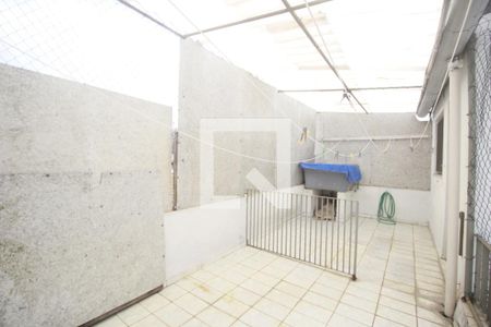 Casa à venda com 140m², 4 quartos e 3 vagasVaranda