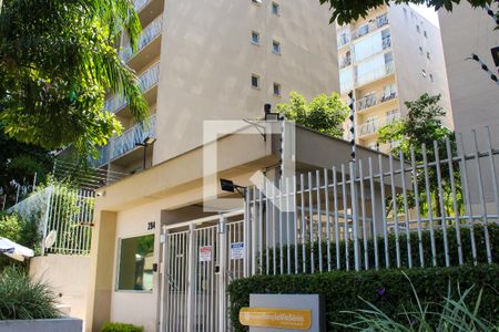 Apartamento à venda com 32m², 1 quarto e sem vaga Apartamento à venda com 32m², 1 quarto e sem vagaFachada do Prédio