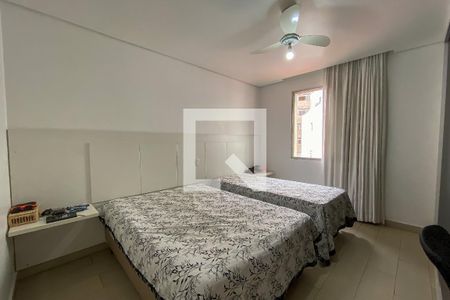 Apartamento à venda com 211m², 4 quartos e 3 vagas Apartamento à venda com 211m², 4 quartos e 3 vagasQuarto 3