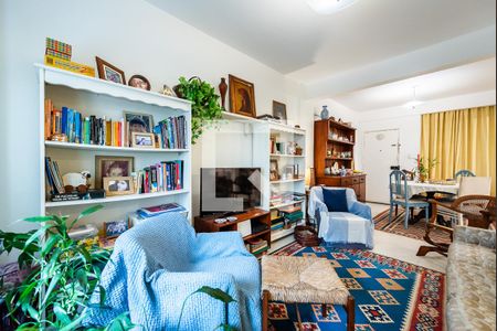 Sala de apartamento para alugar com 2 quartos, 67m² em  Ponta da Praia, Santos