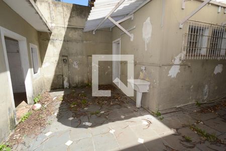 Casa à venda com 195m², 3 quartos e 4 vagasQuintal