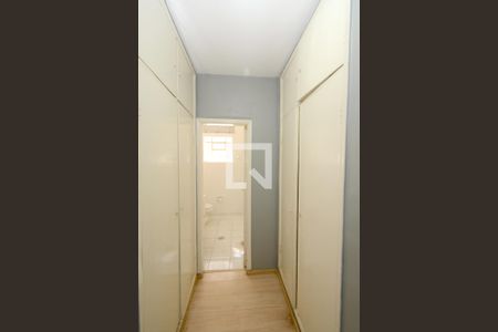 Casa à venda com 195m², 3 quartos e 4 vagasCloset da suíte