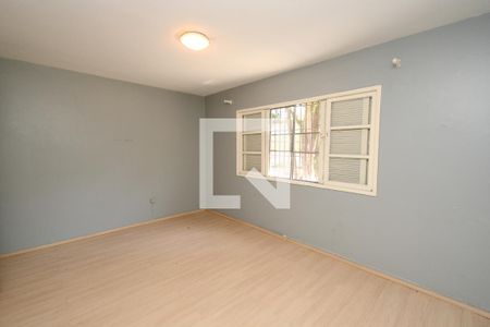 Casa à venda com 195m², 3 quartos e 4 vagasSuíte