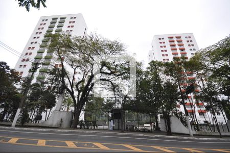 Apartamento à venda com 98m², 3 quartos e 1 vagaFachada