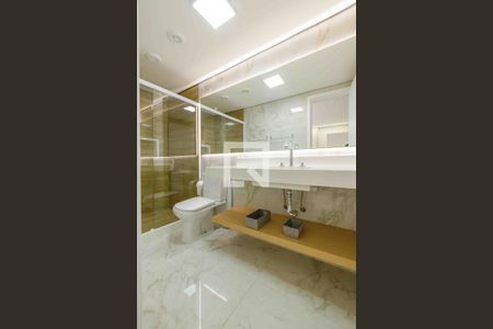 Apartamento à venda com 365m², 4 quartos e 3 vagasBanheiro da Suíte 3