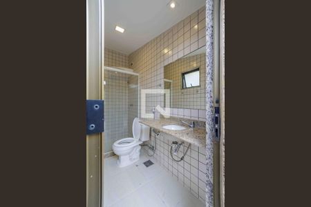 Apartamento à venda com 365m², 4 quartos e 3 vagasBanheiro da Cobertura