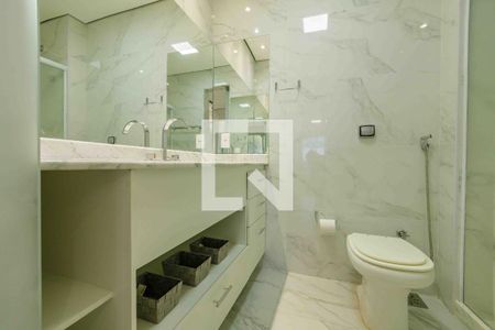 Apartamento à venda com 365m², 4 quartos e 3 vagasBanheiro da Suíte 2