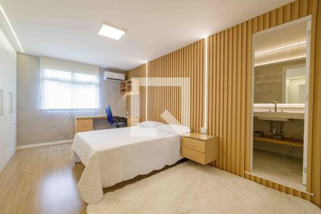 Apartamento à venda com 365m², 4 quartos e 3 vagasSuíte 3