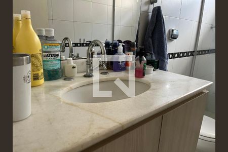 Casa à venda com 200m², 4 quartos e 2 vagasBanheiro Social