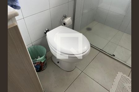 Casa à venda com 200m², 4 quartos e 2 vagasBanheiro Social
