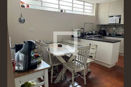 Casa à venda com 200m², 4 quartos e 2 vagasCozinha
