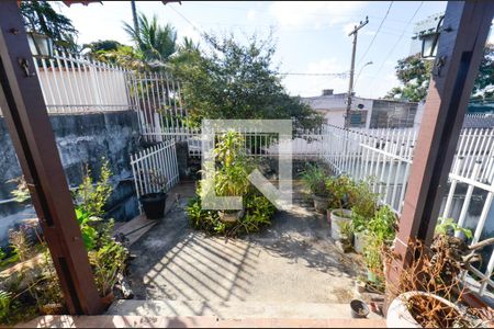 Casa à venda com 400m², 5 quartos e 1 vaga Casa à venda com 400m², 5 quartos e 1 vagaÁrea externa